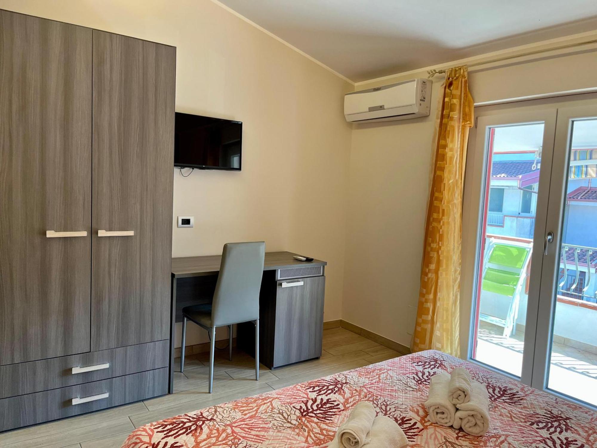 B&B Galatea Santa Domenica  Εξωτερικό φωτογραφία