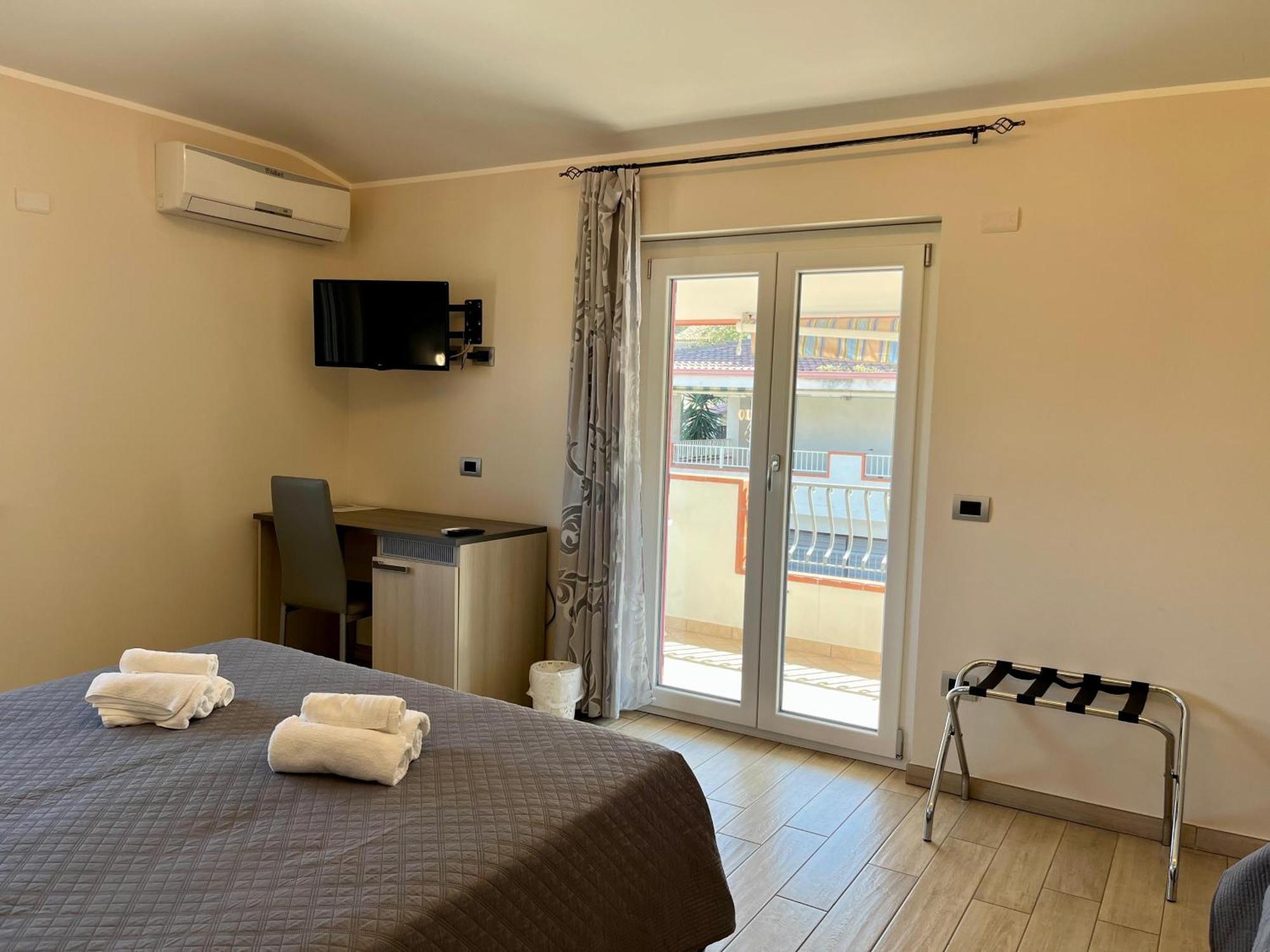 B&B Galatea Santa Domenica  Εξωτερικό φωτογραφία
